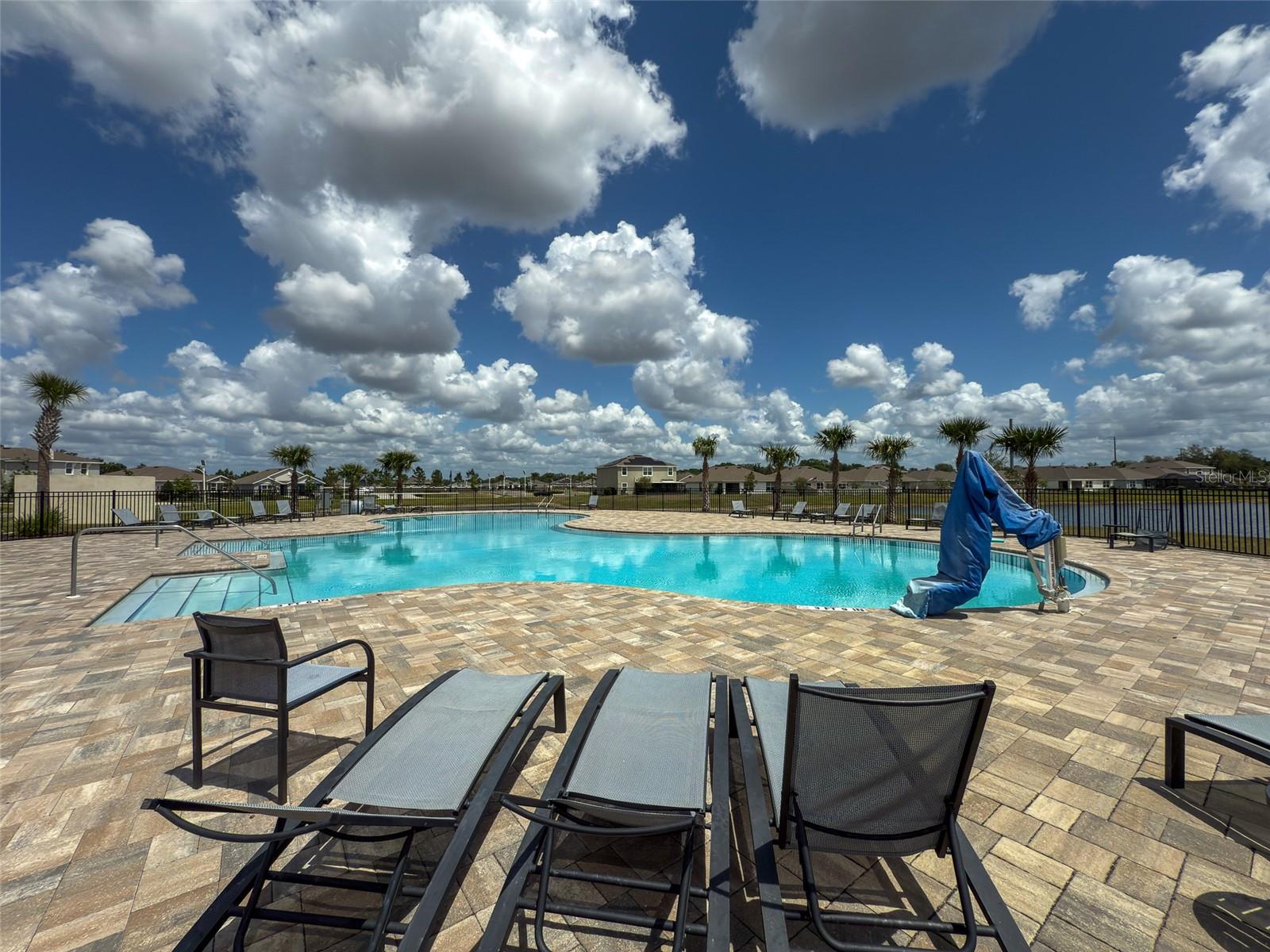 7403 SAIL CLOVER LN, ZEPHYRHILLS, FL, 33540