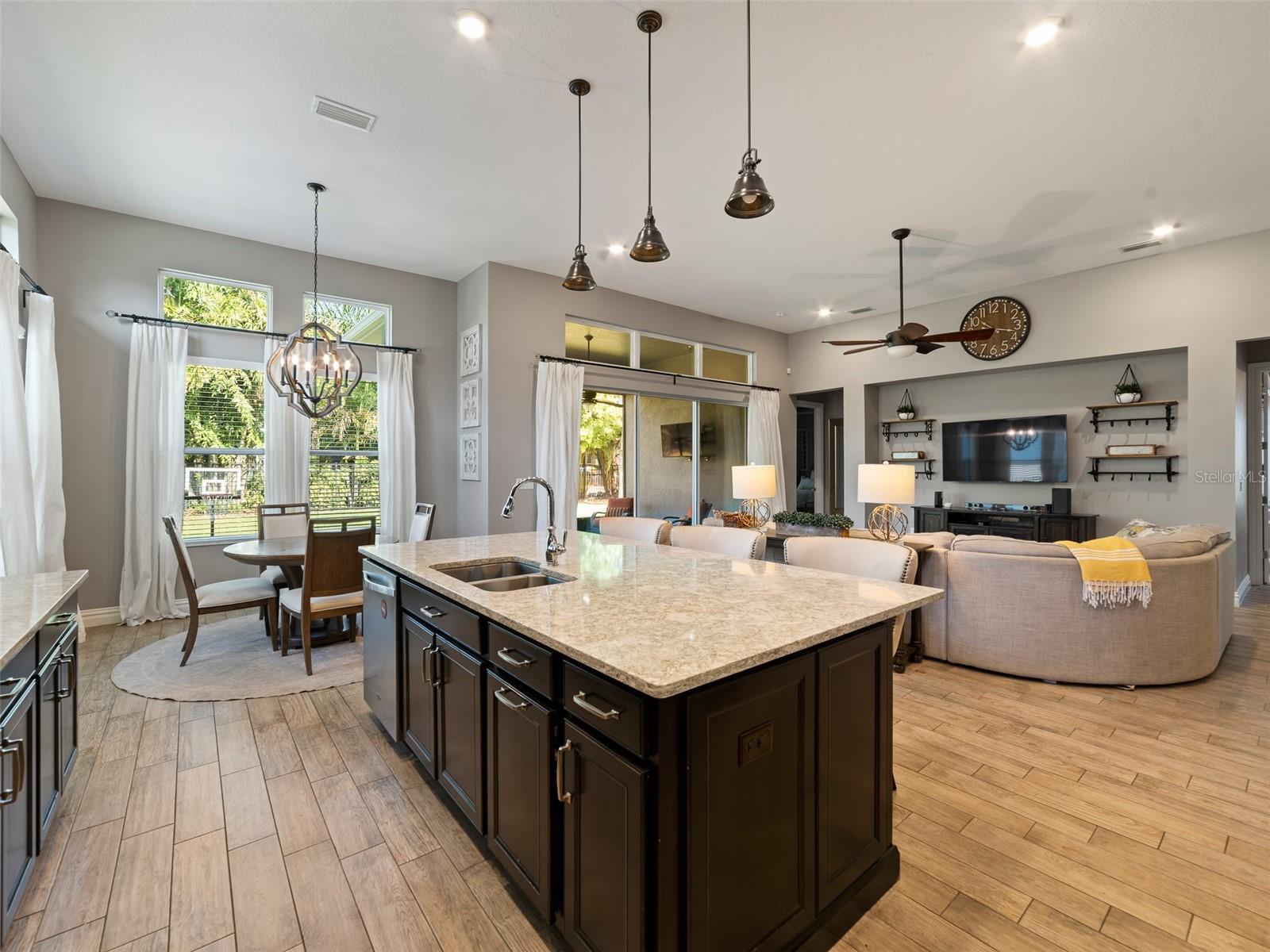 5807 JASPER GLEN DR, LITHIA, FL, 33547