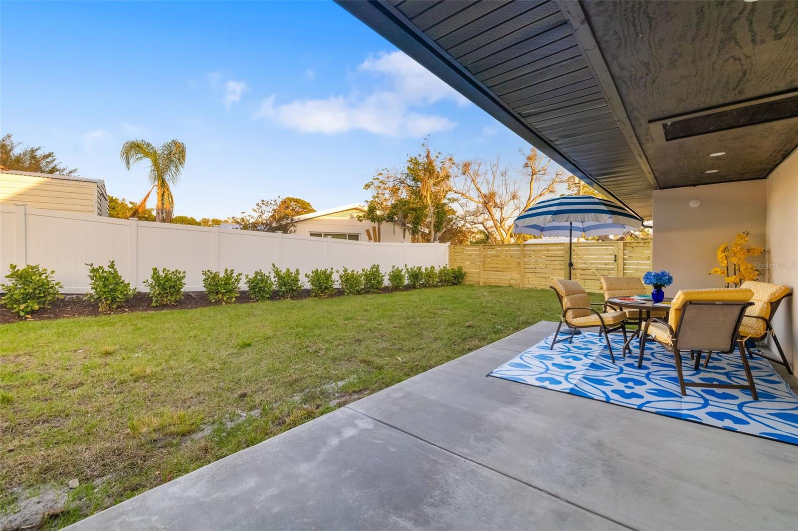 5247 CARMILFRA DR, SARASOTA, FL, 34231