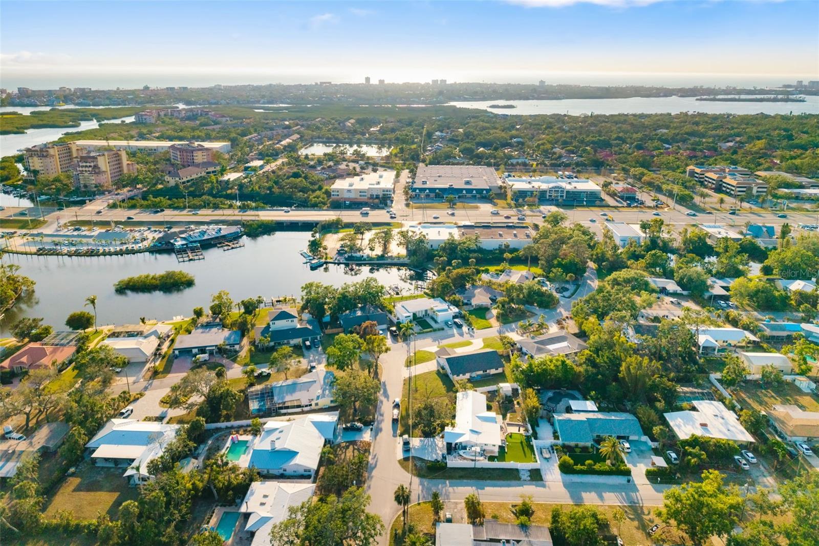 5247 CARMILFRA DR, SARASOTA, FL, 34231