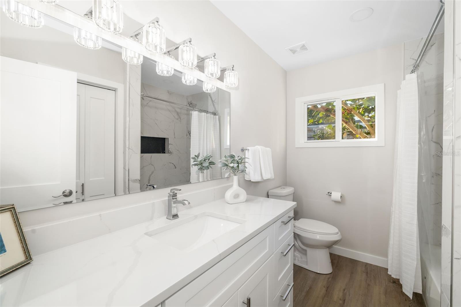 5247 CARMILFRA DR, SARASOTA, FL, 34231