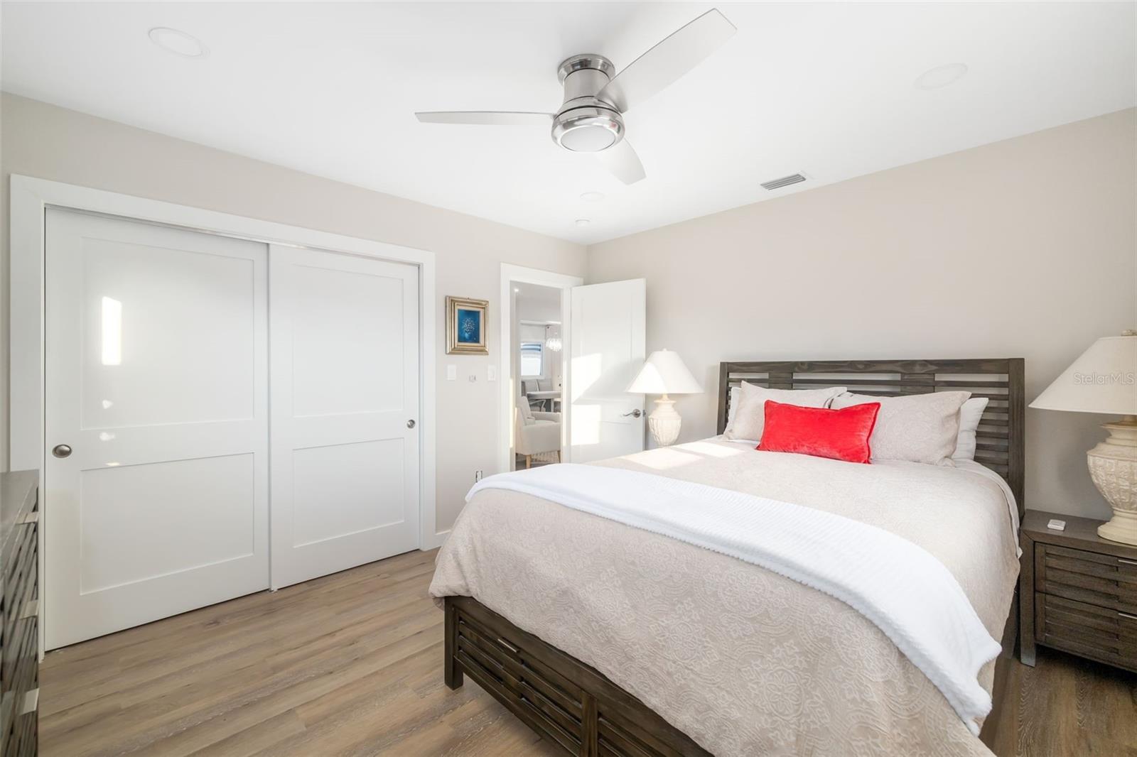 5247 CARMILFRA DR, SARASOTA, FL, 34231
