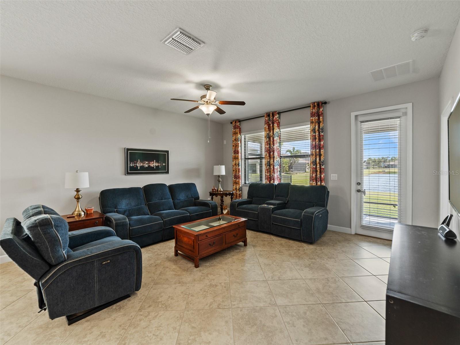 10017 VICTORY GALLOP LOOP, RUSKIN, FL, 33573