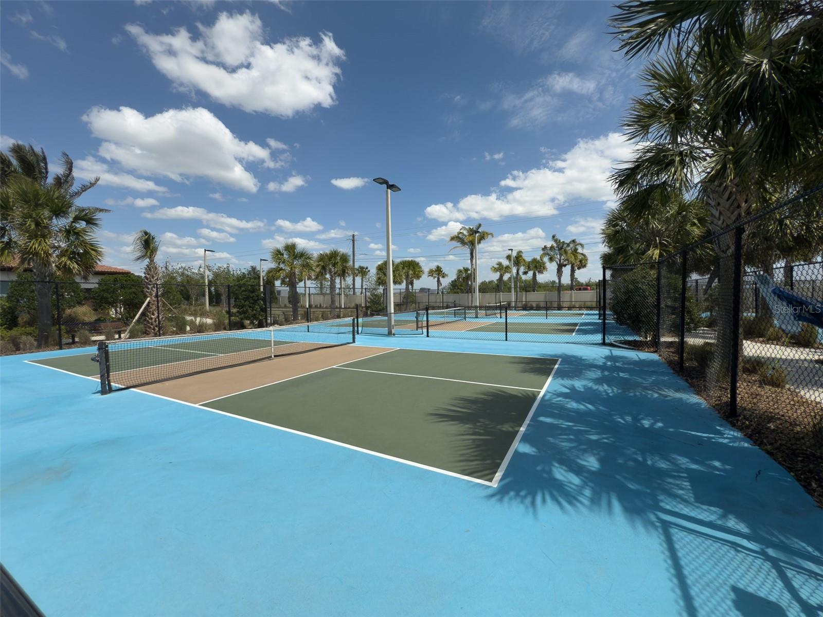 5313 WINDY GROVE DR, WIMAUMA, FL, 33598