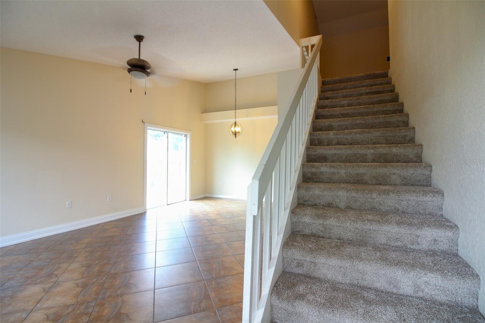 1075 MEADOWOOD POINTE RD, LAKELAND, FL, 33811