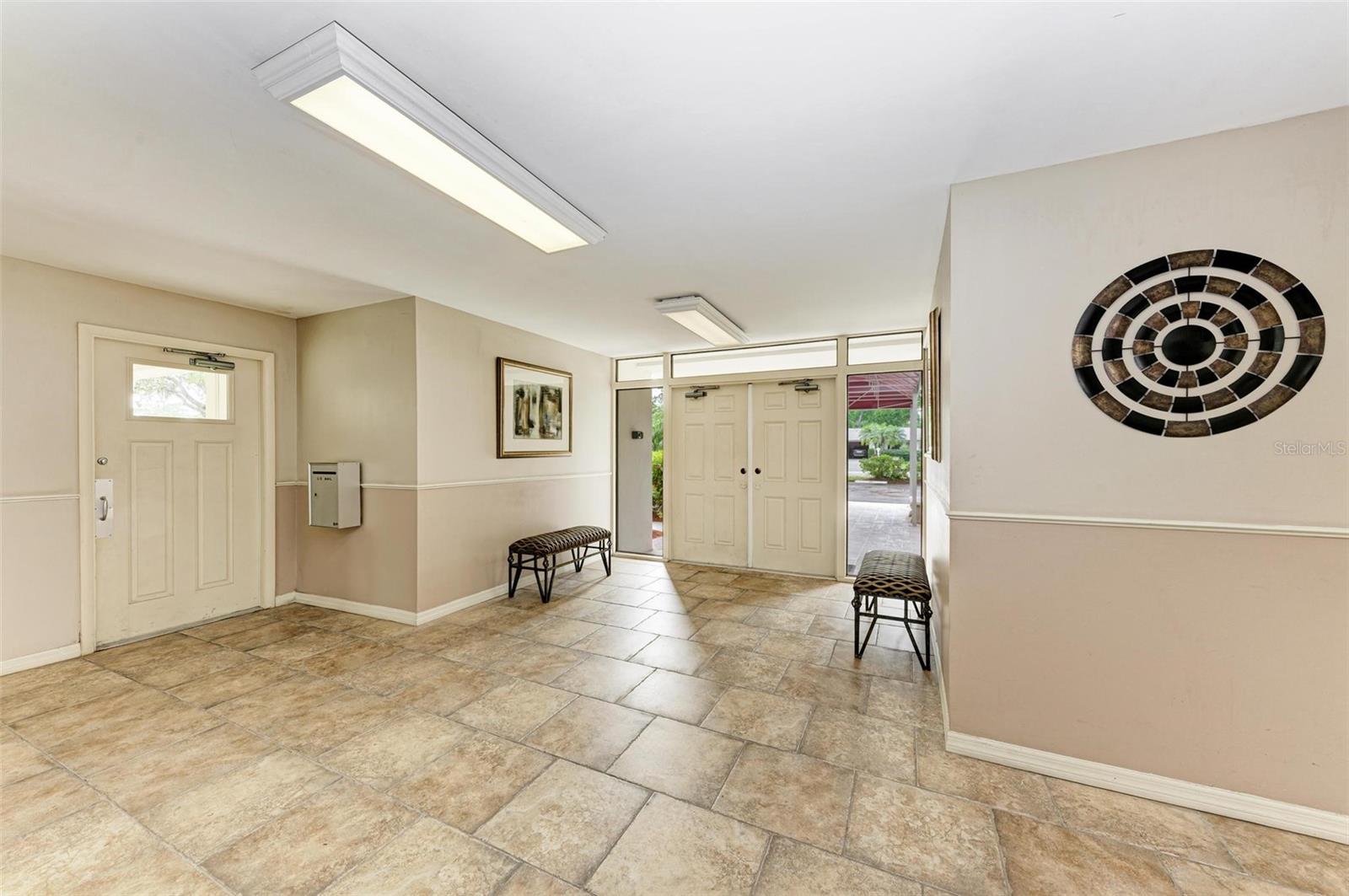 7461 W COUNTRY CLUB DR N #409, SARASOTA, FL, 34243