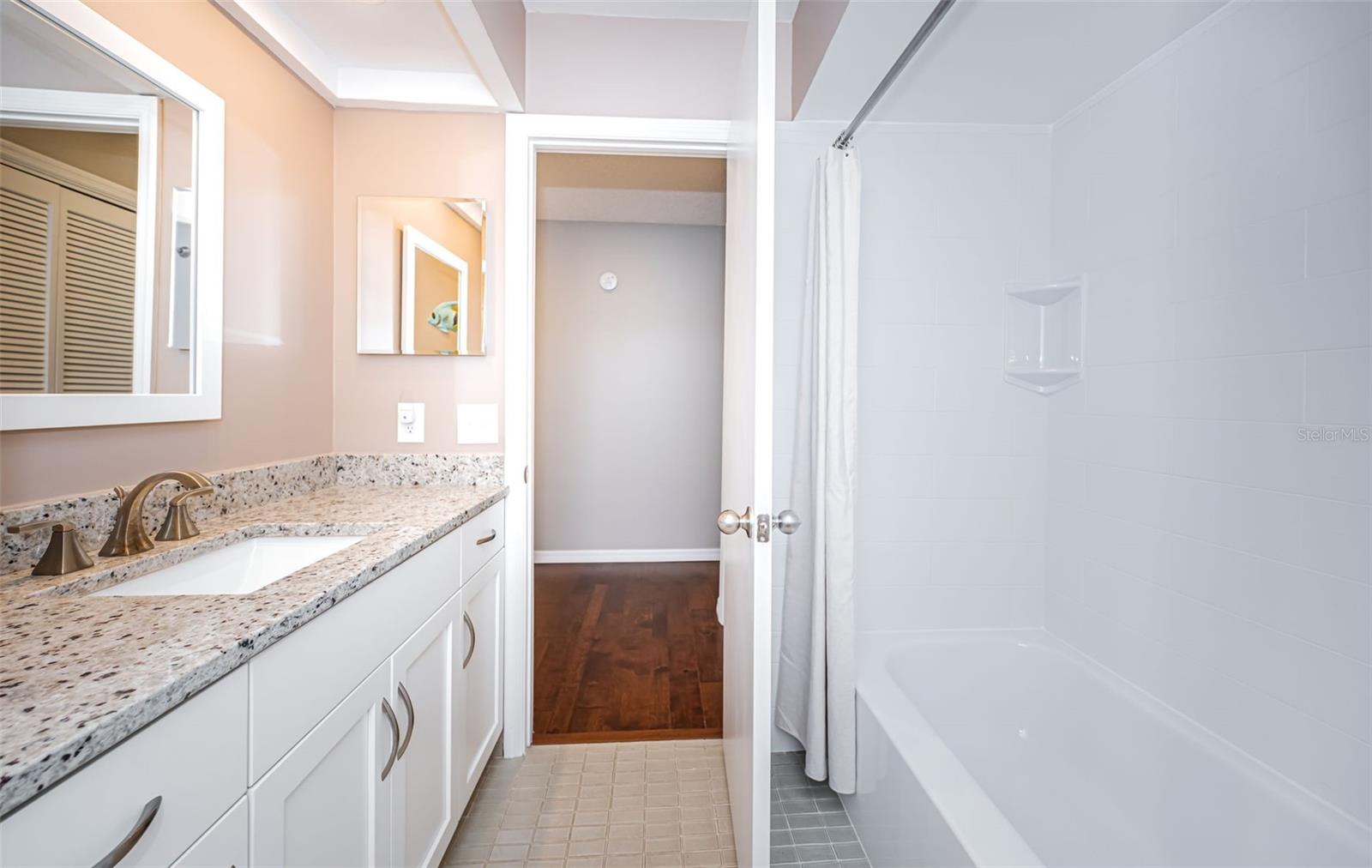 902 OLD MILL POND RD, PALM HARBOR, FL, 34683