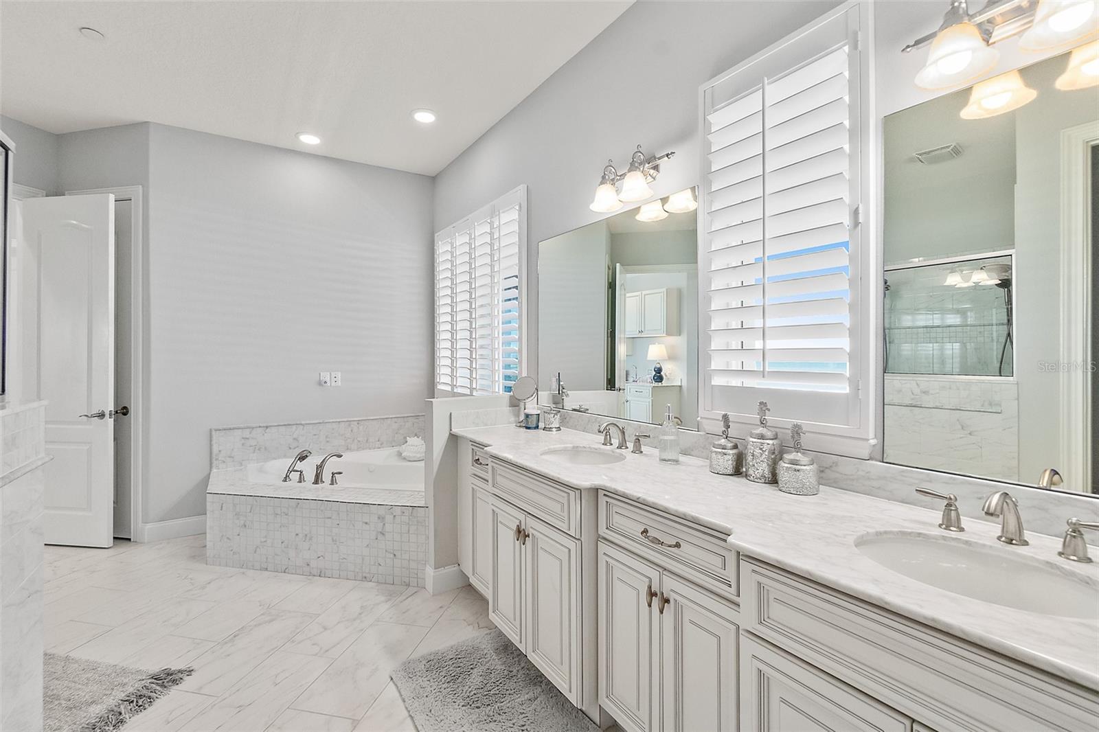 FC308536 Property Photo