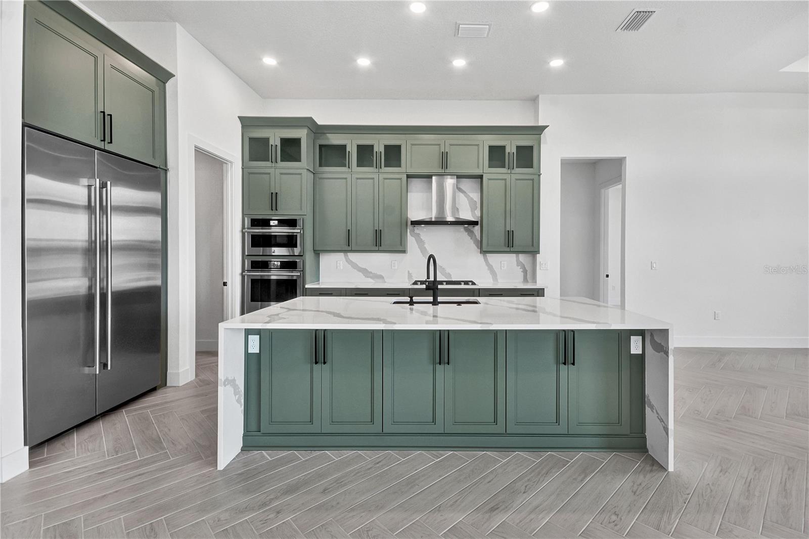 17916 PALMISTE DR, BRADENTON, FL, 34202