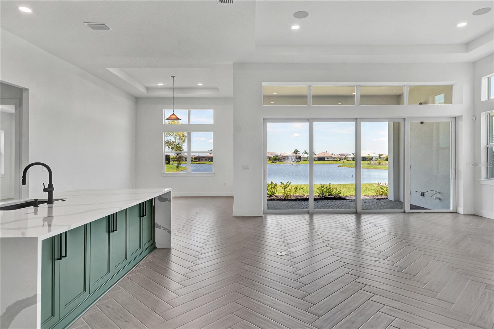 17916 PALMISTE DR, BRADENTON, FL, 34202