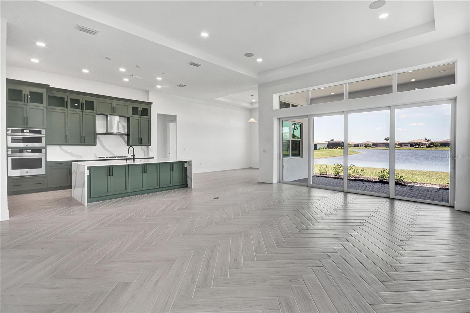 17916 PALMISTE DR, BRADENTON, FL, 34202