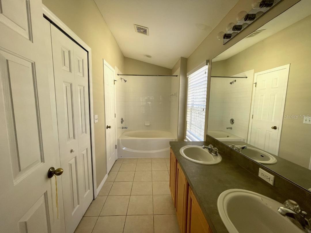 27901 PLEASURE RIDE LOOP, WESLEY CHAPEL, FL, 33544