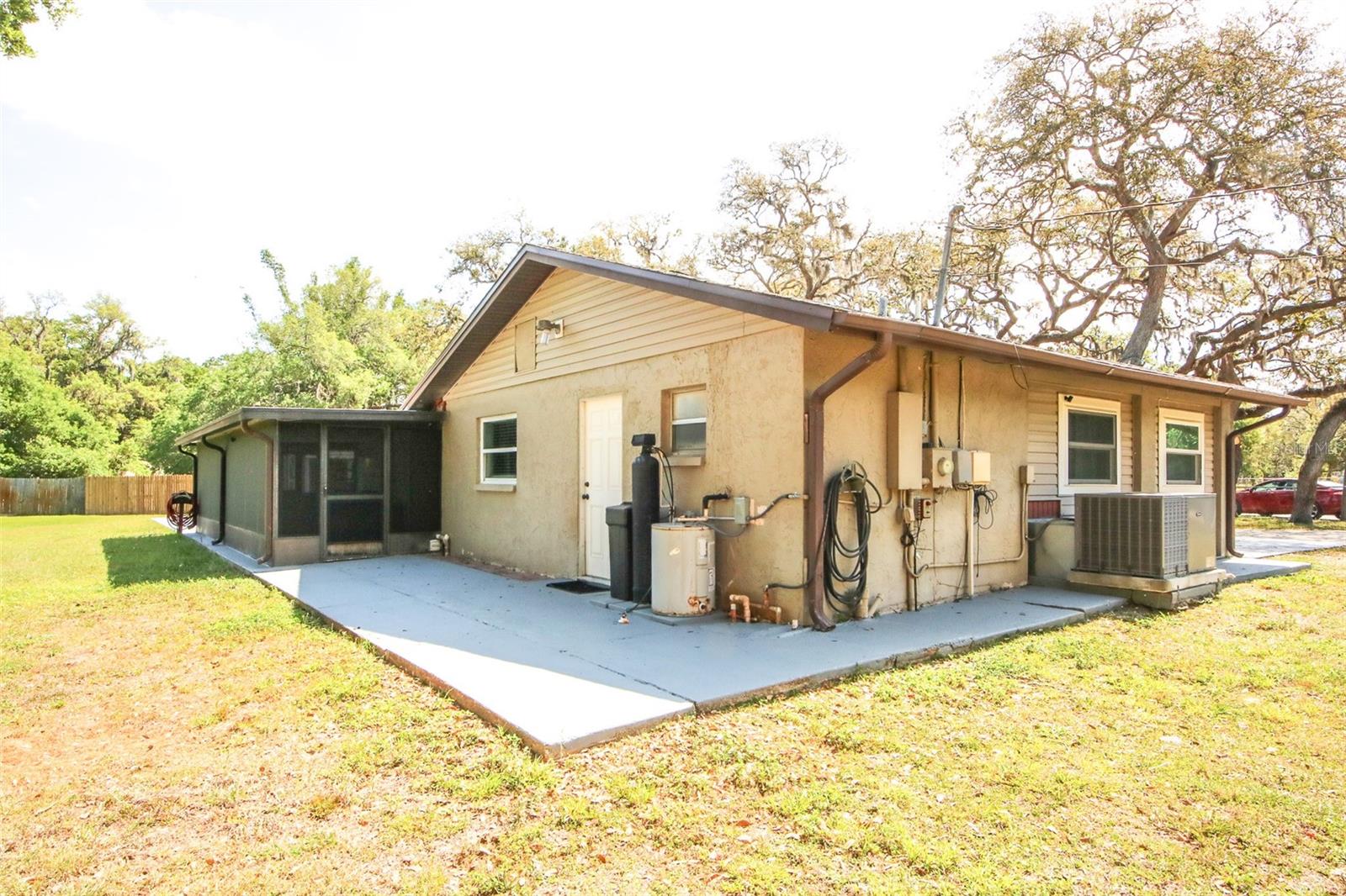 10031 WEST RD, HUDSON, FL, 34669
