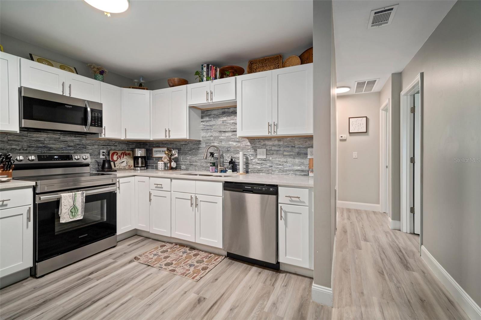 5115 32ND AVE N, ST PETERSBURG, FL, 33710