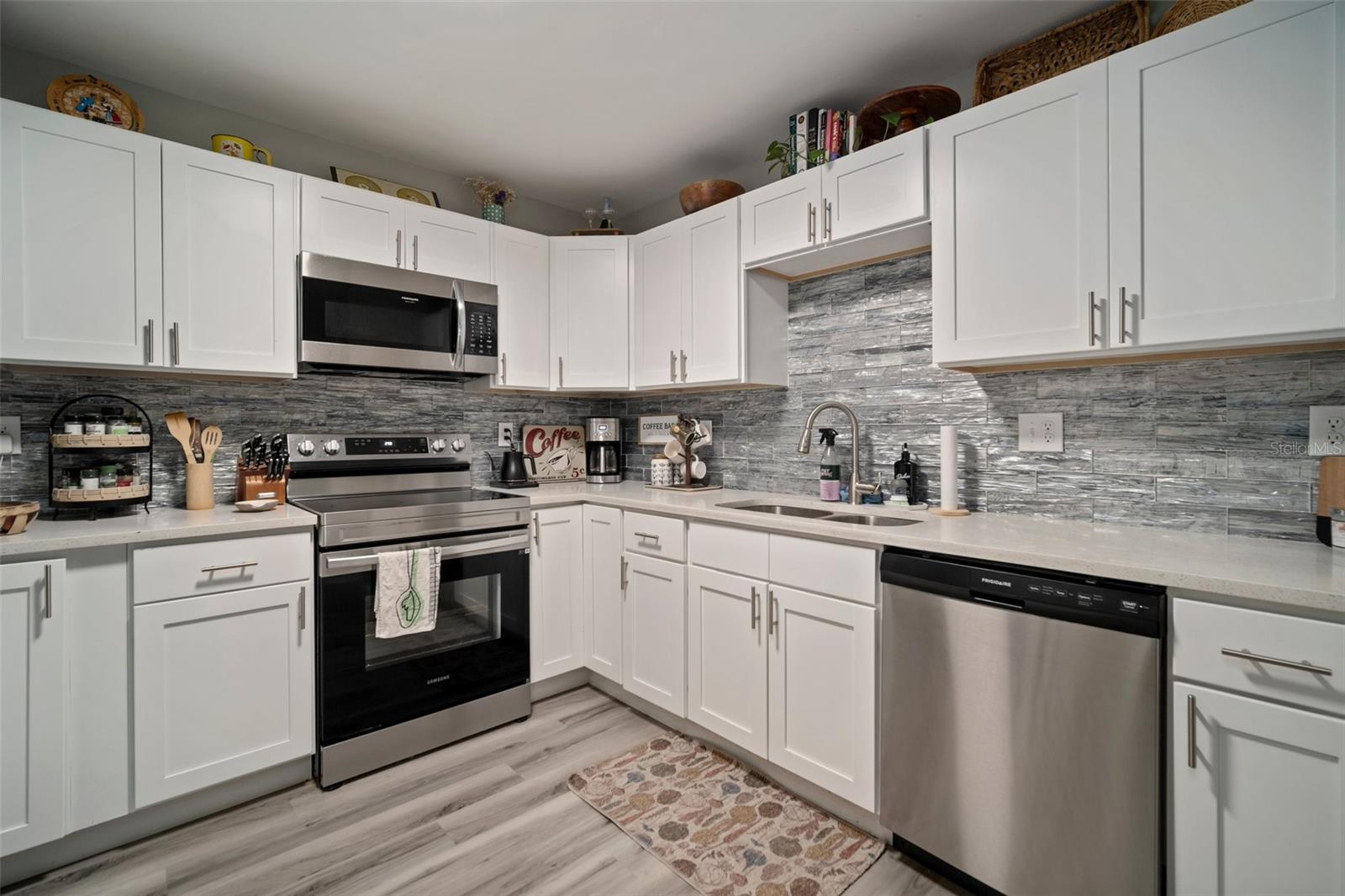 5115 32ND AVE N, ST PETERSBURG, FL, 33710