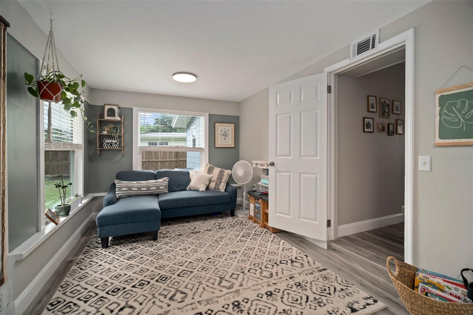 5115 32ND AVE N, ST PETERSBURG, FL, 33710