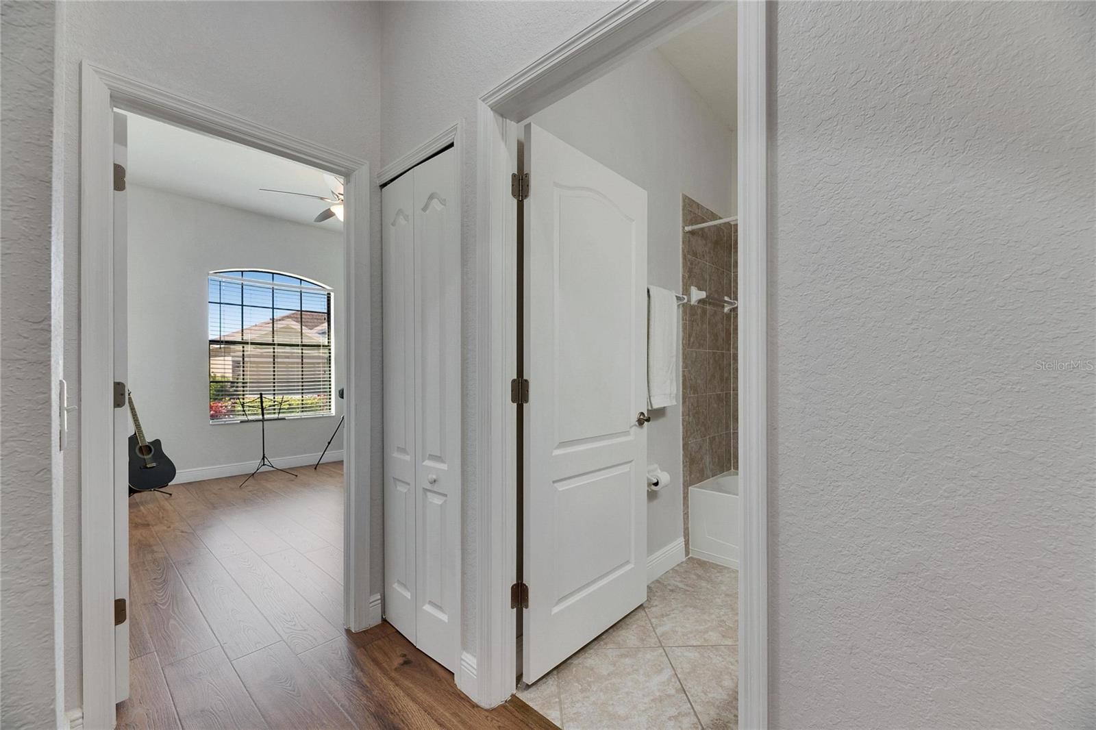 1232 EVERGREEN PARK CIR, LAKELAND, FL, 33813