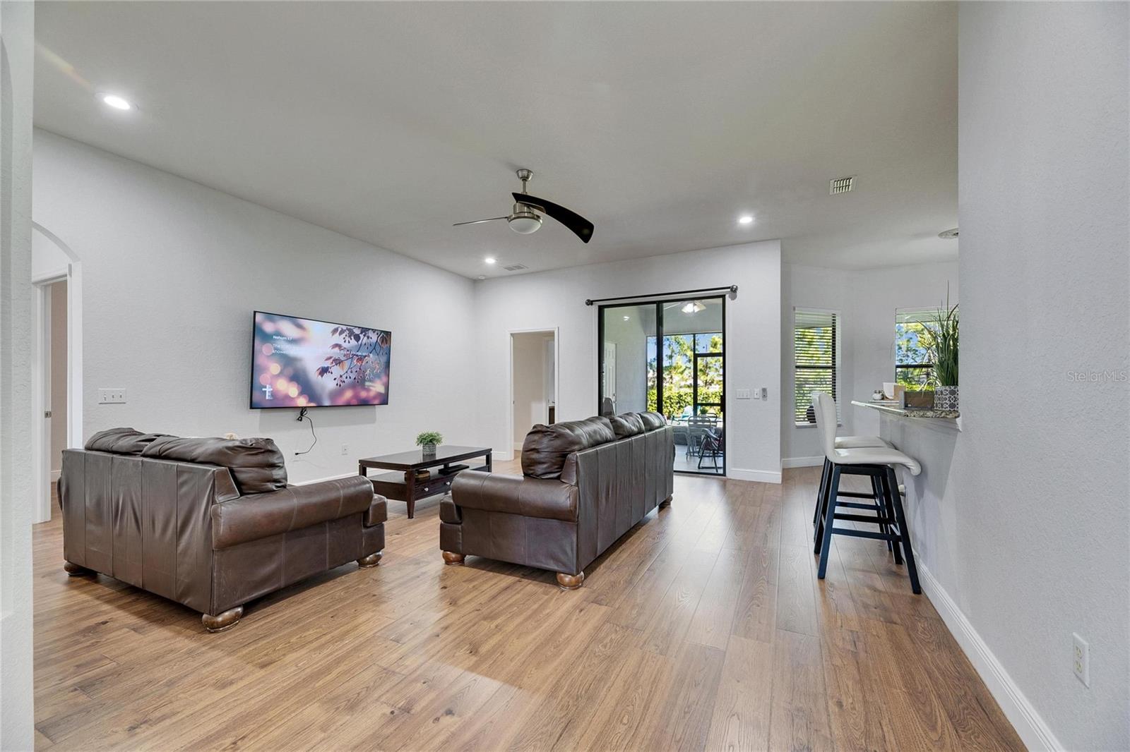 1232 EVERGREEN PARK CIR, LAKELAND, FL, 33813