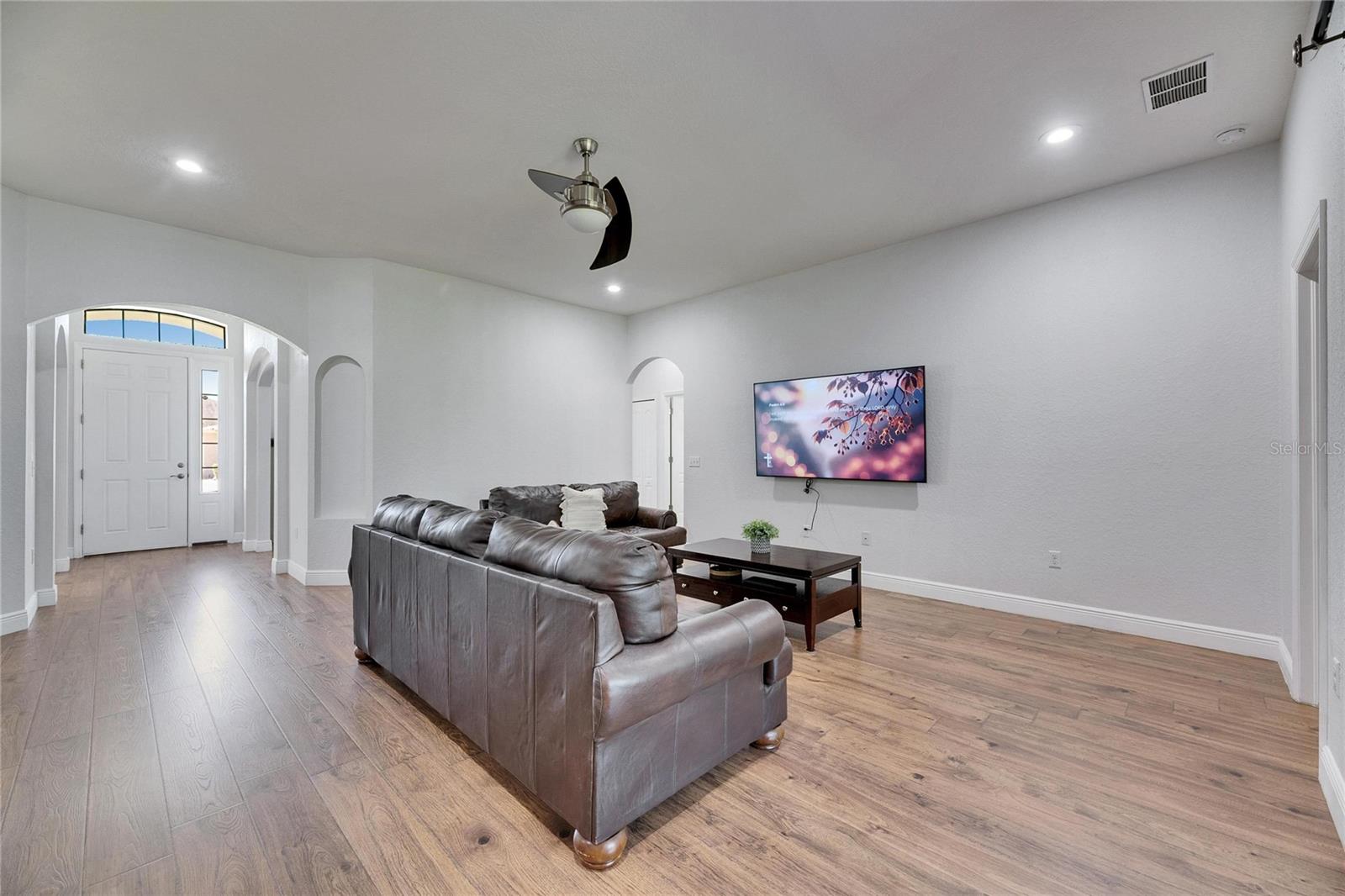 1232 EVERGREEN PARK CIR, LAKELAND, FL, 33813