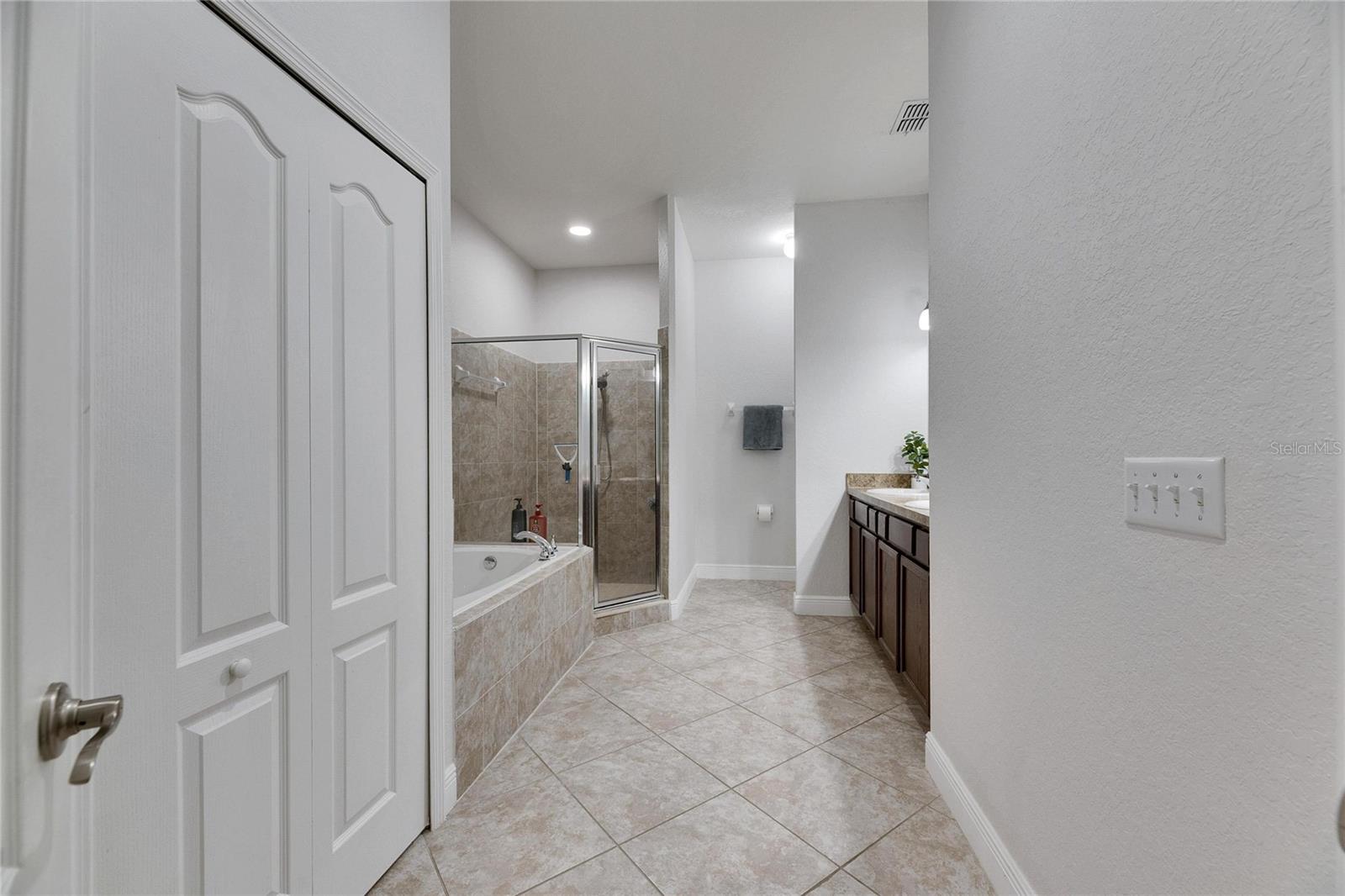 1232 EVERGREEN PARK CIR, LAKELAND, FL, 33813