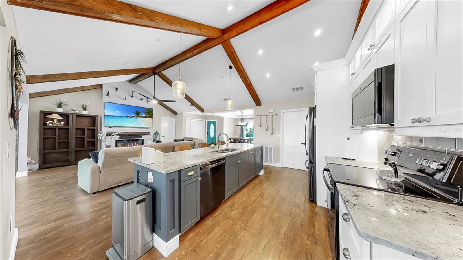 613 FORT DUQUESNA DR, SUN CITY CENTER, FL, 33573