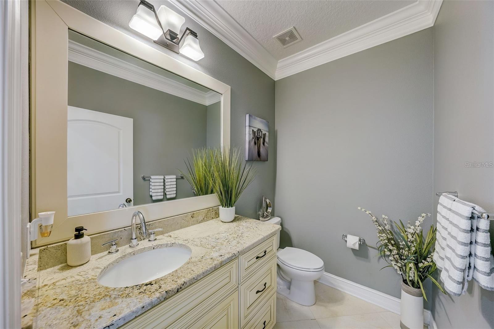 516 33RD AVE N, ST PETERSBURG, FL, 33704