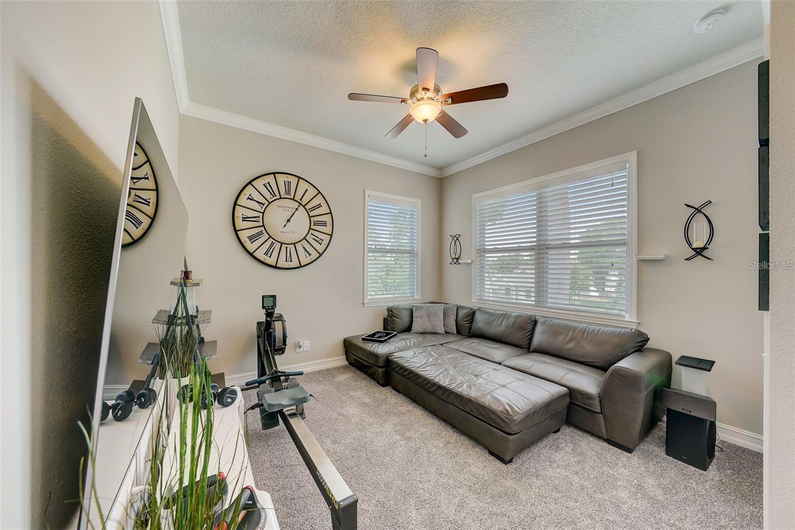 516 33RD AVE N, ST PETERSBURG, FL, 33704