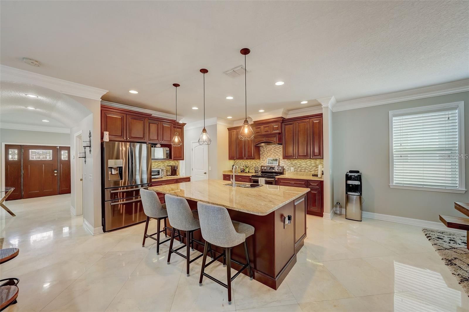 516 33RD AVE N, ST PETERSBURG, FL, 33704