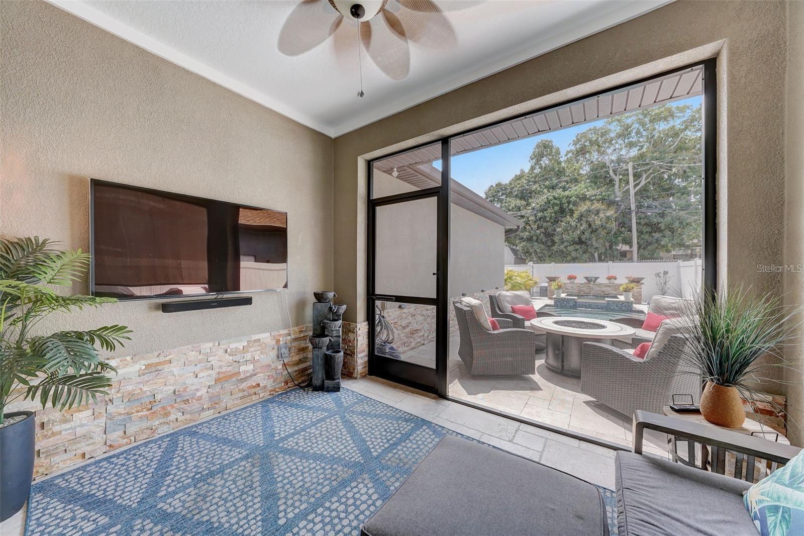 516 33RD AVE N, ST PETERSBURG, FL, 33704