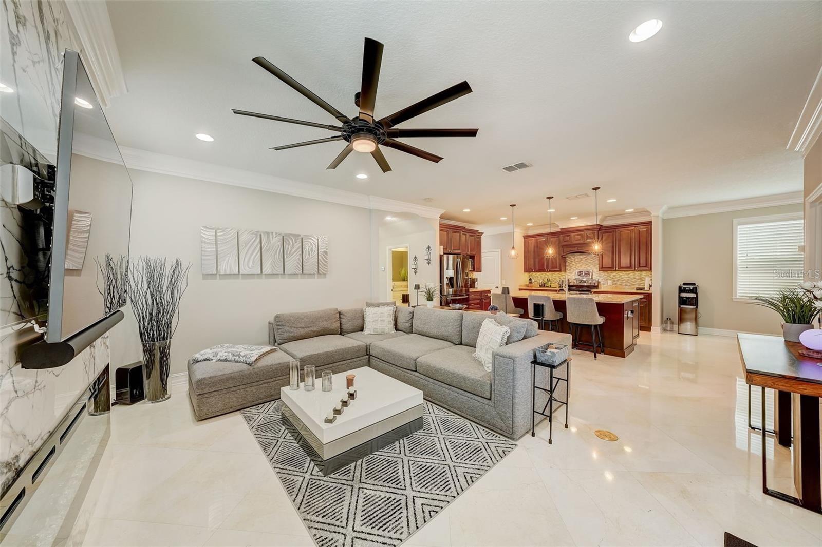 516 33RD AVE N, ST PETERSBURG, FL, 33704