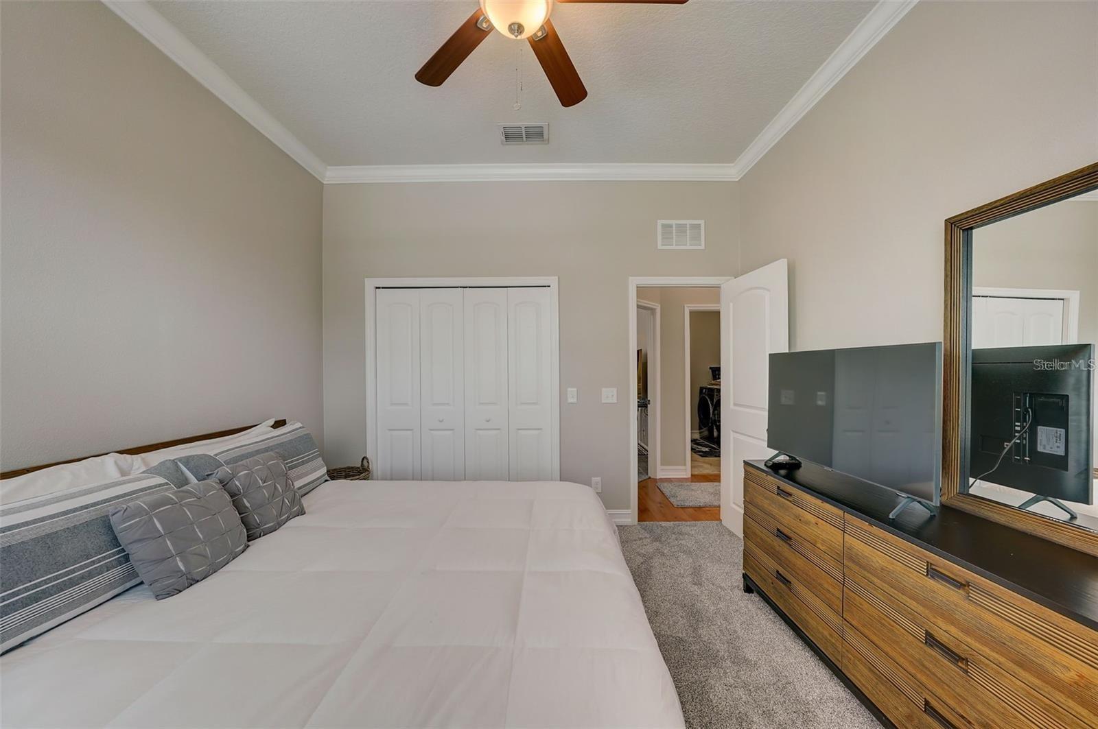 516 33RD AVE N, ST PETERSBURG, FL, 33704