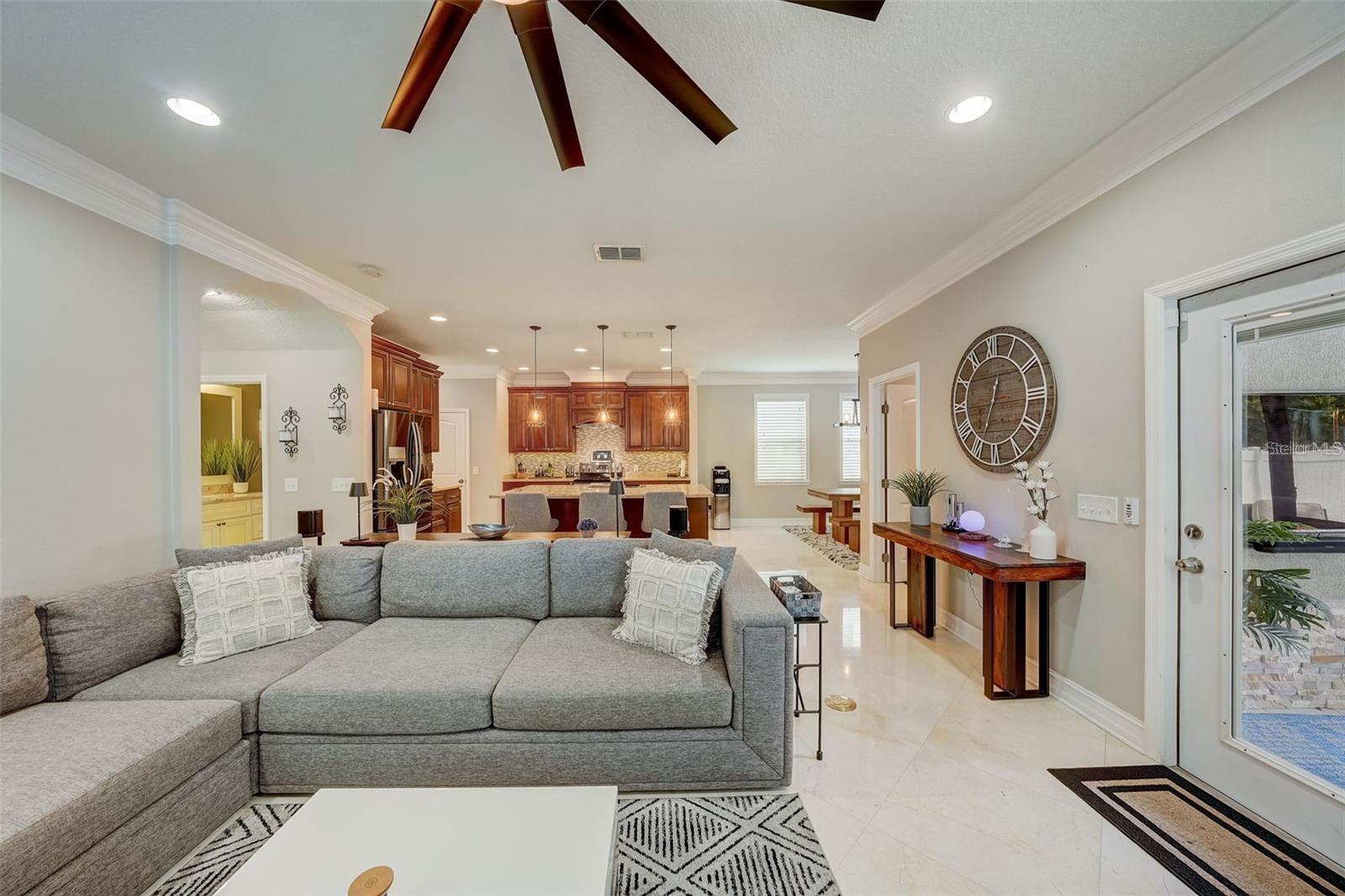 516 33RD AVE N, ST PETERSBURG, FL, 33704