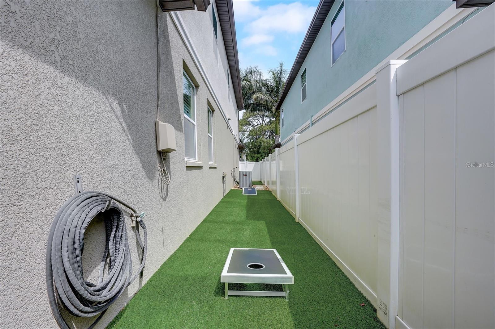 516 33RD AVE N, ST PETERSBURG, FL, 33704