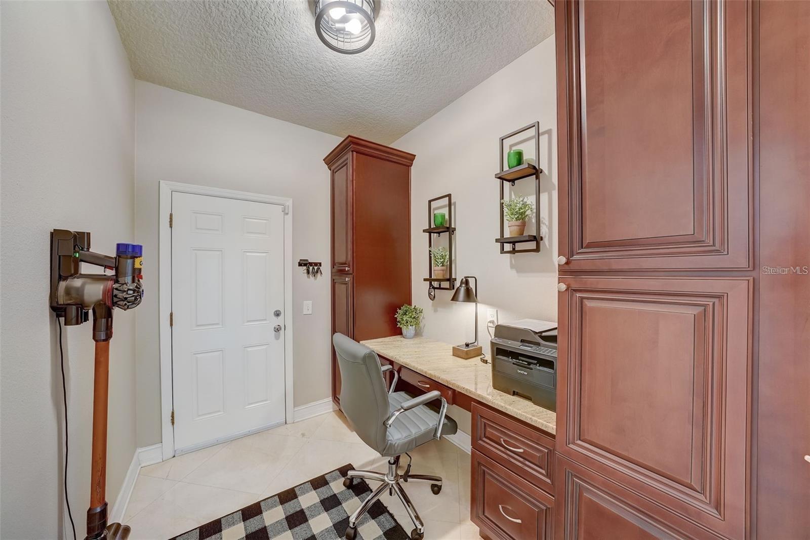 516 33RD AVE N, ST PETERSBURG, FL, 33704