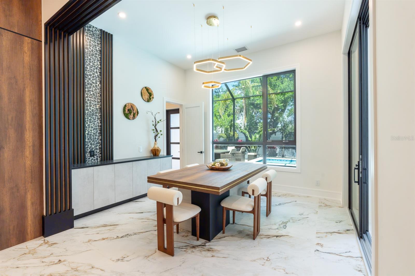 2375 FLOYD ST, SARASOTA, FL, 34239
