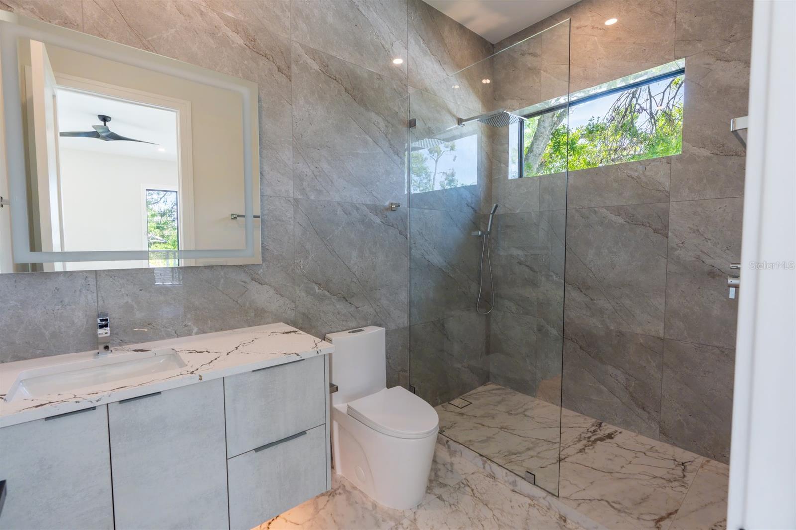 2375 FLOYD ST, SARASOTA, FL, 34239