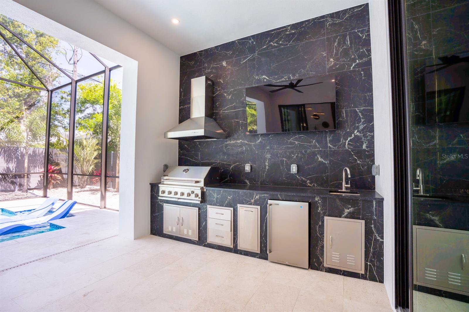 2375 FLOYD ST, SARASOTA, FL, 34239