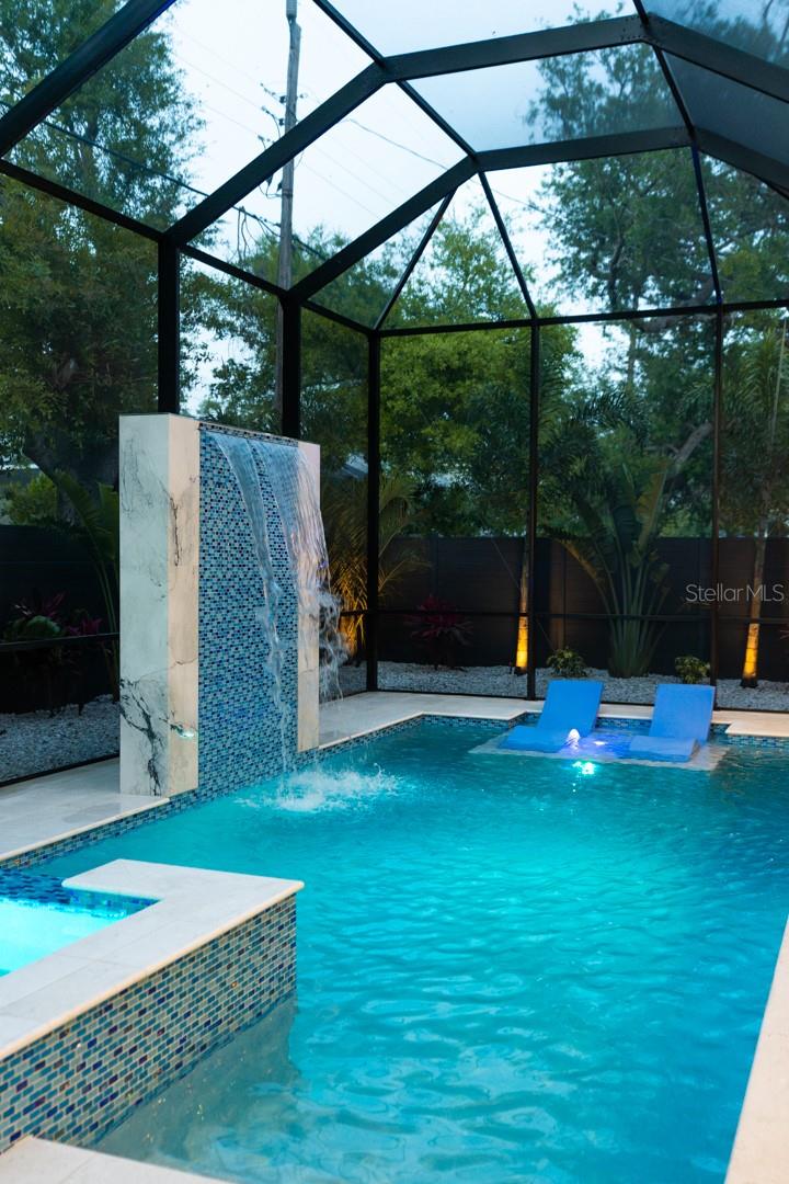 2375 FLOYD ST, SARASOTA, FL, 34239