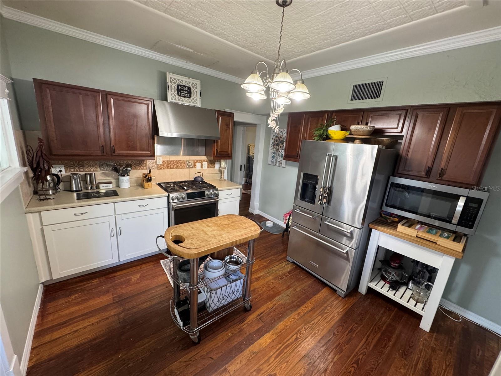 561 W MINNEOLA AVE, CLERMONT, FL, 34711