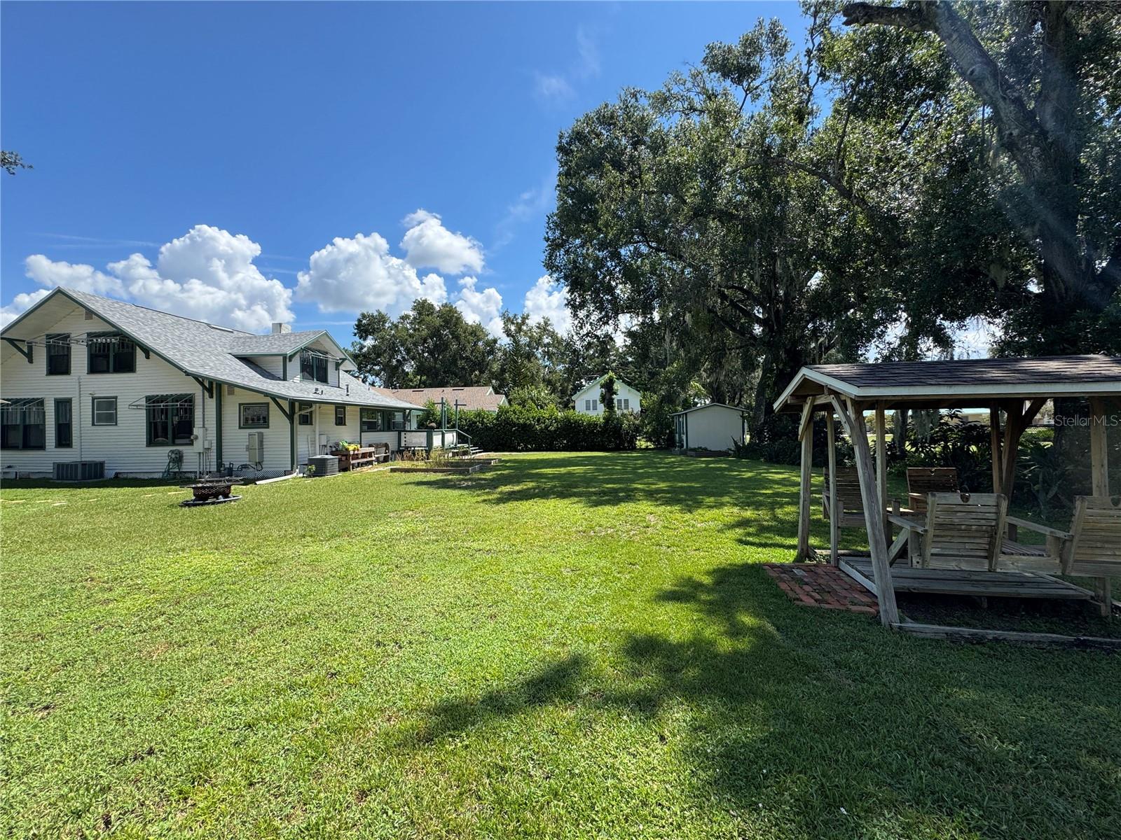 561 W MINNEOLA AVE, CLERMONT, FL, 34711