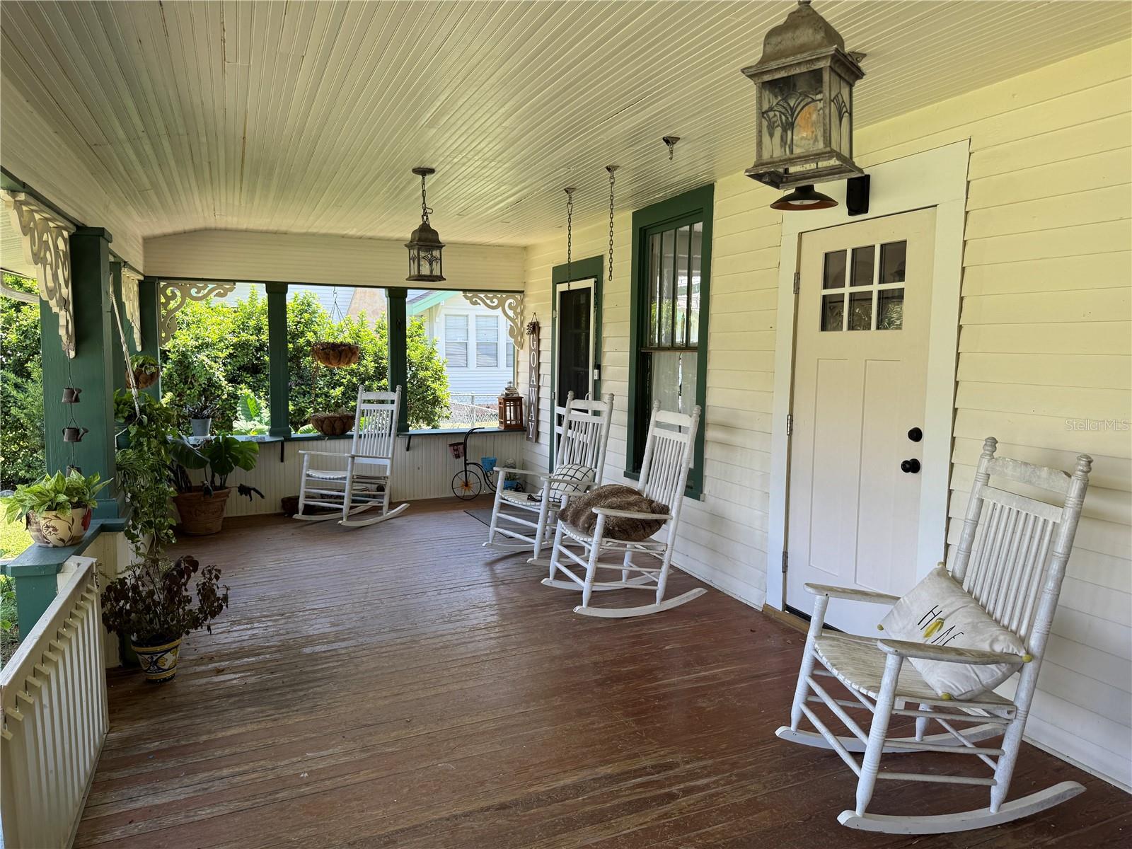 561 W MINNEOLA AVE, CLERMONT, FL, 34711