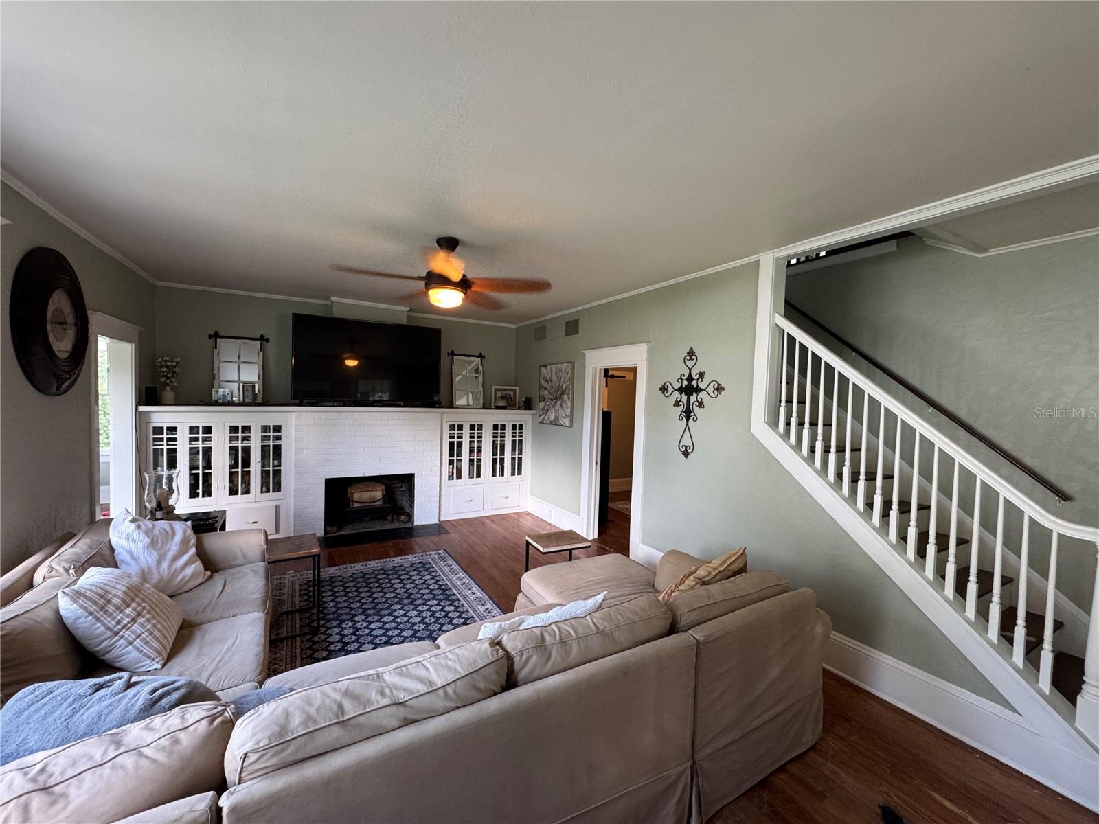 561 W MINNEOLA AVE, CLERMONT, FL, 34711