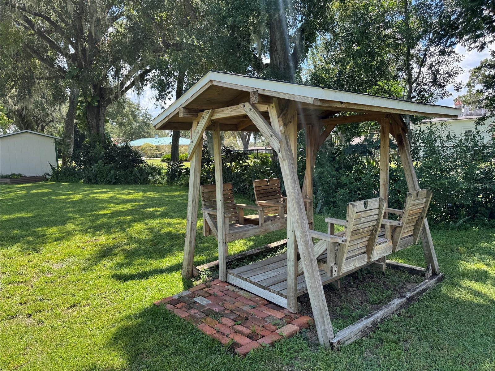 561 W MINNEOLA AVE, CLERMONT, FL, 34711