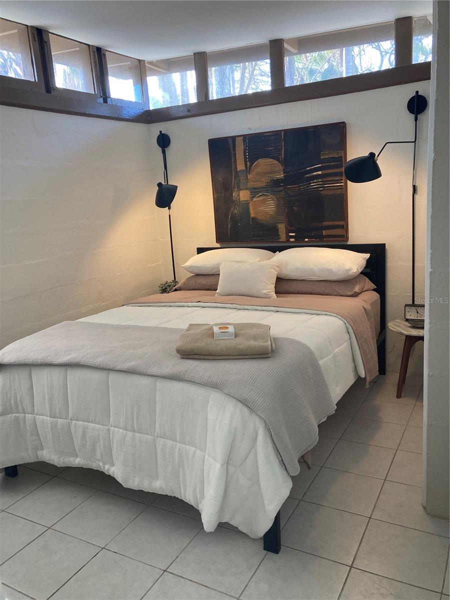 4408 MIDNIGHT PASS RD, SARASOTA, FL, 34242