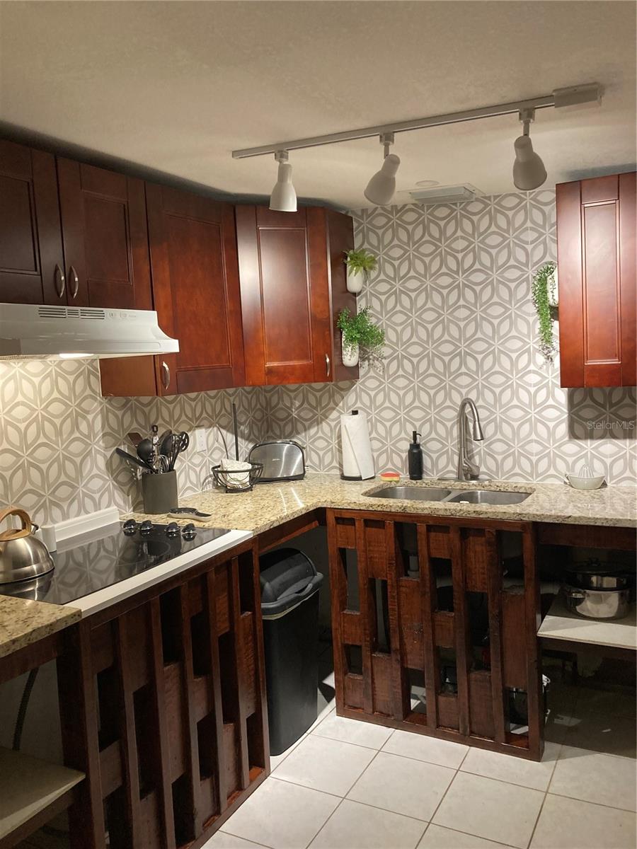 4408 MIDNIGHT PASS RD, SARASOTA, FL, 34242