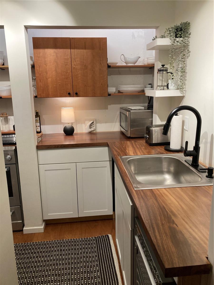 4408 MIDNIGHT PASS RD, SARASOTA, FL, 34242