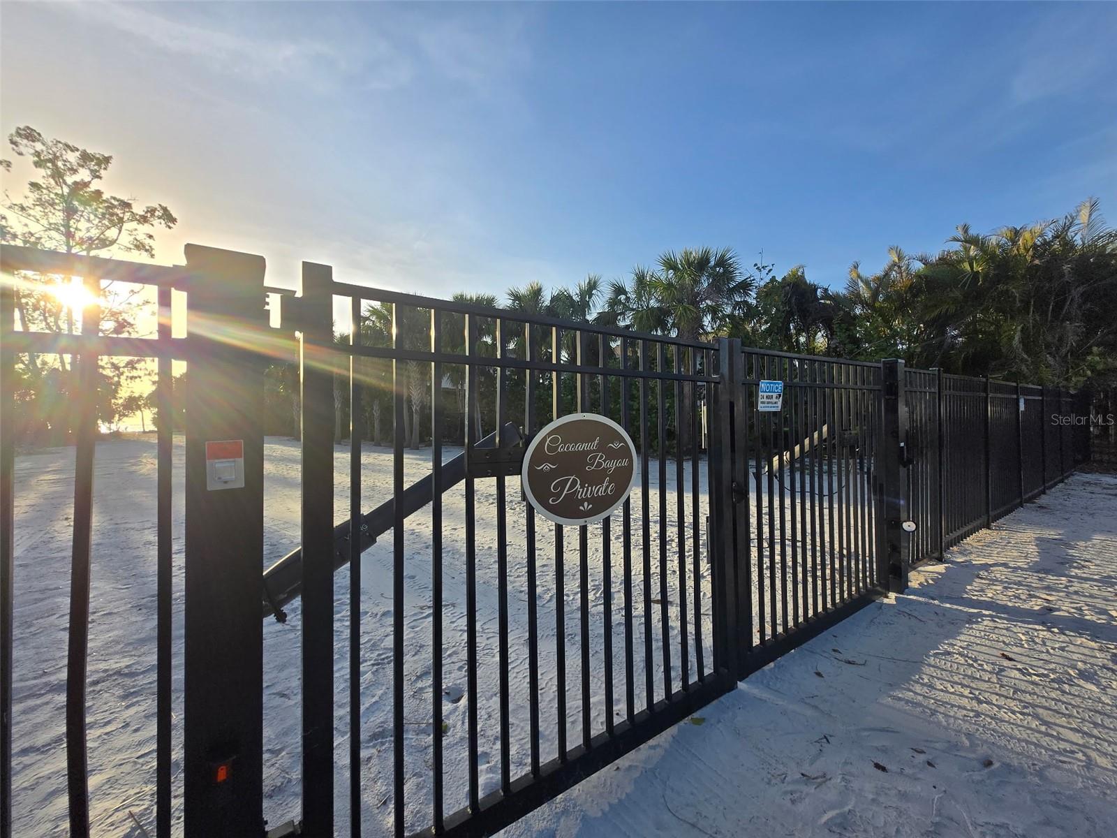4408 MIDNIGHT PASS RD, SARASOTA, FL, 34242