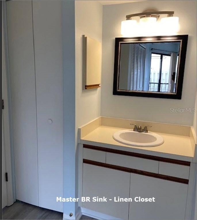 2515 BAYSHORE GARDENS PKWY #10, BRADENTON, FL, 34207