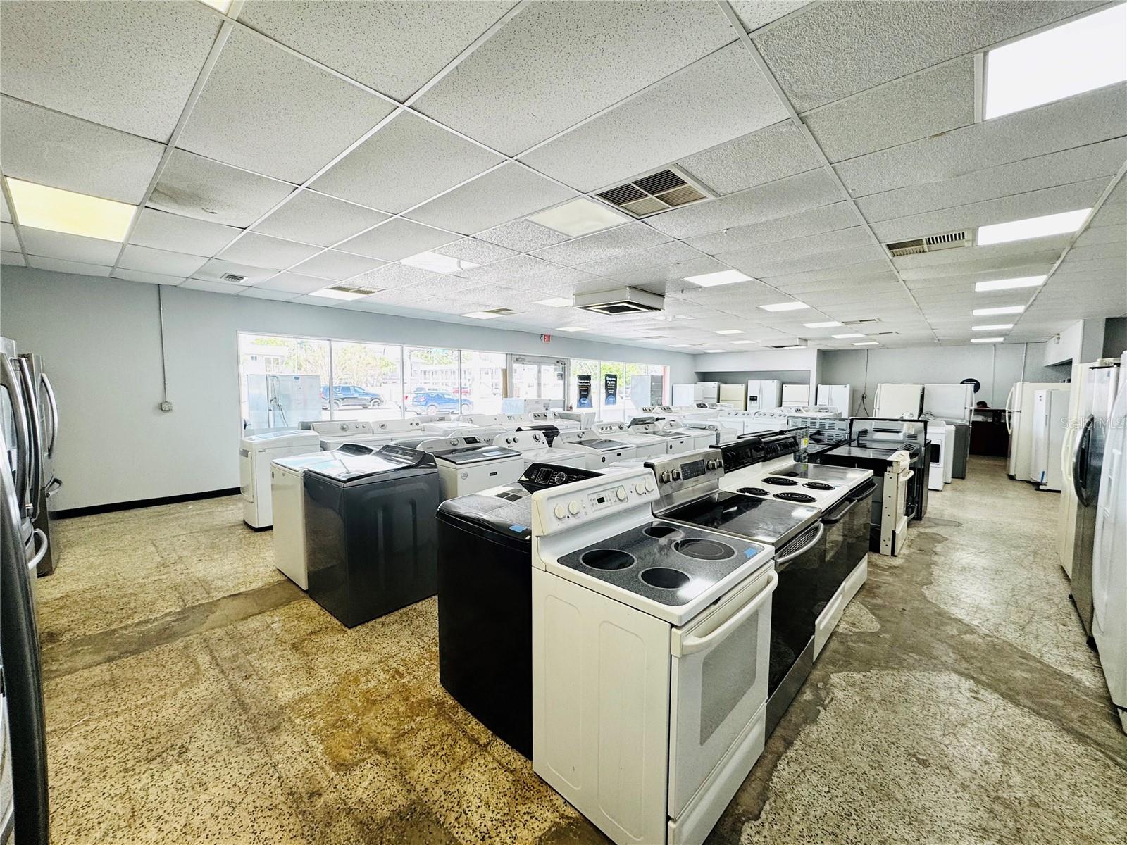 3090 BEE RIDGE RD, SARASOTA, FL, 34239