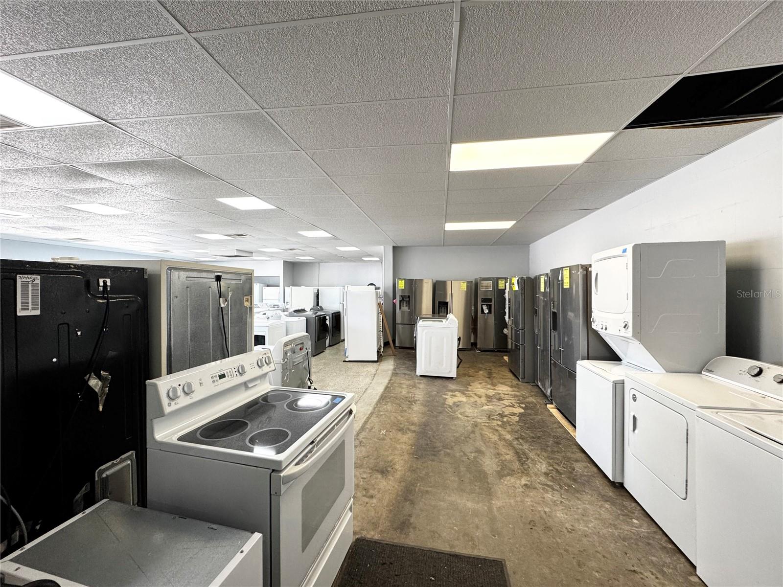 3090 BEE RIDGE RD, SARASOTA, FL, 34239